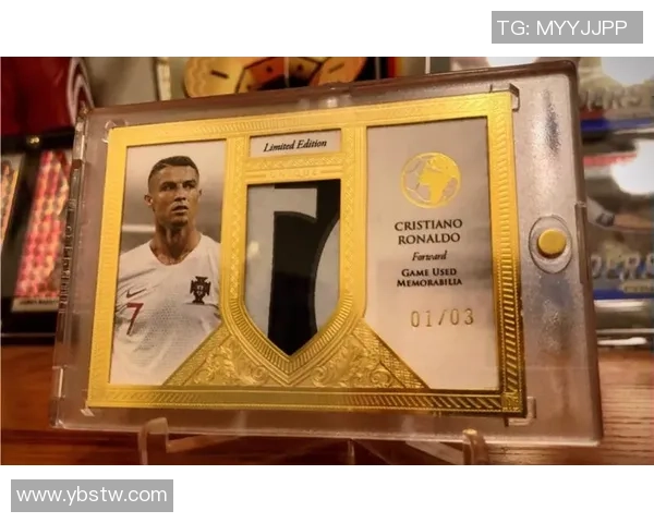 拆解足球球星卡揭开C罗独特魅力瞬间与收藏价值的深度探索